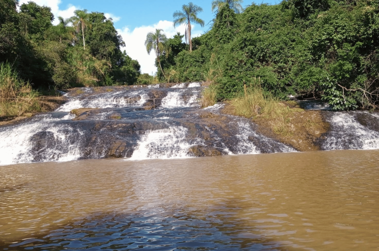 cachoeira escorregador em brotas sp